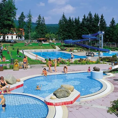 Moderne Komfortwohnung Im Kurort Am Rennsteig Finsterbergen