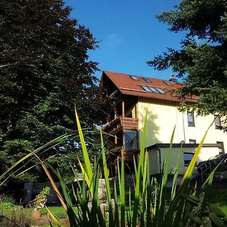 Moderne Komfortwohnung Im Kurort Am Rennsteig