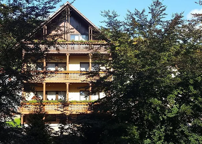 Daire Moderne Komfortwohnung Im Kurort Am Rennsteig