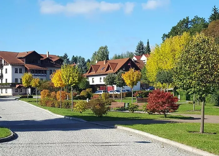 Daire Moderne Komfortwohnung Im Kurort Am Rennsteig